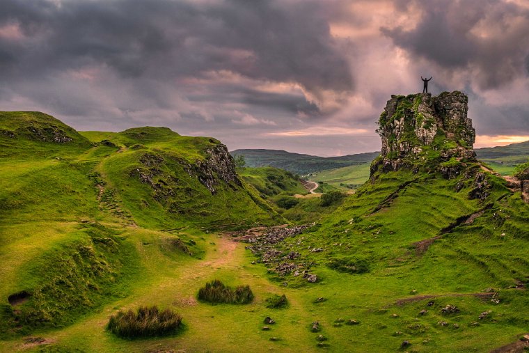 063 Isle of Skye, fairy glen.jpg